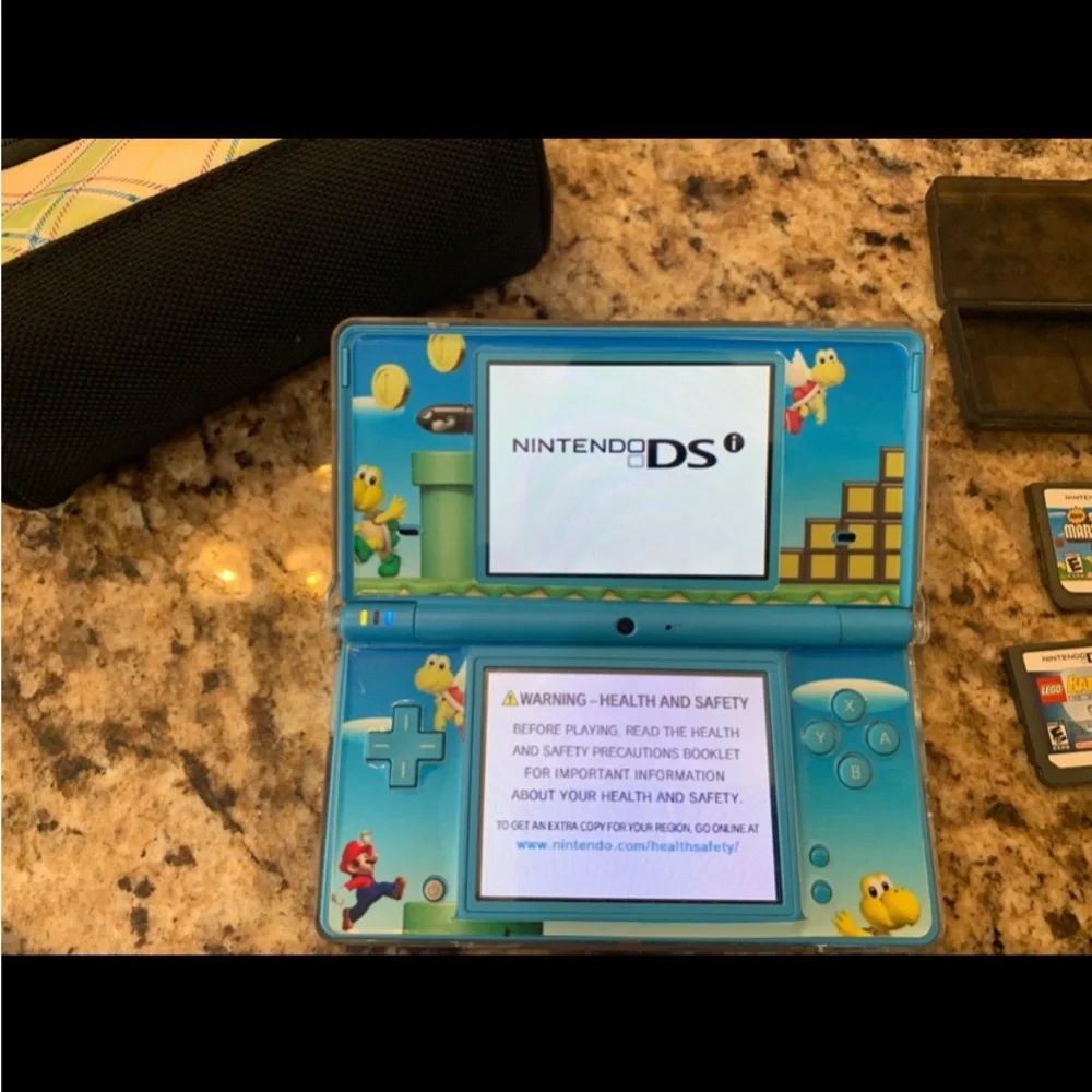 Super Mario Bros DS Console, Stylus Pen, Four (4) Games & Case